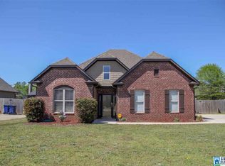 833 Barkley Dr, Alabaster, AL 35007