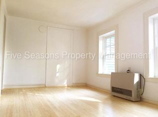 32 Intervale Ave, Burlington, VT 05401