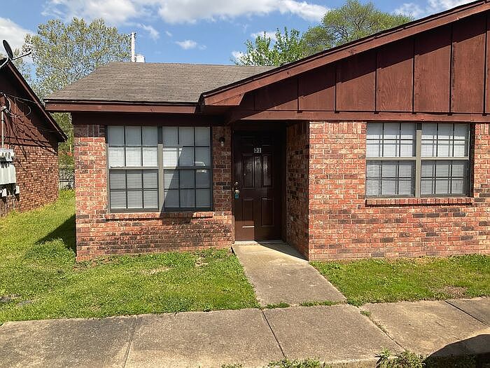1st image of 2085 Keathley Dr #D1