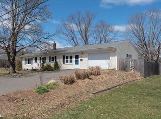 38 Burncolt Rd, Northampton, MA 01062