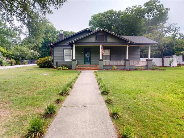 301 Harris St, Bishopville, SC 29010