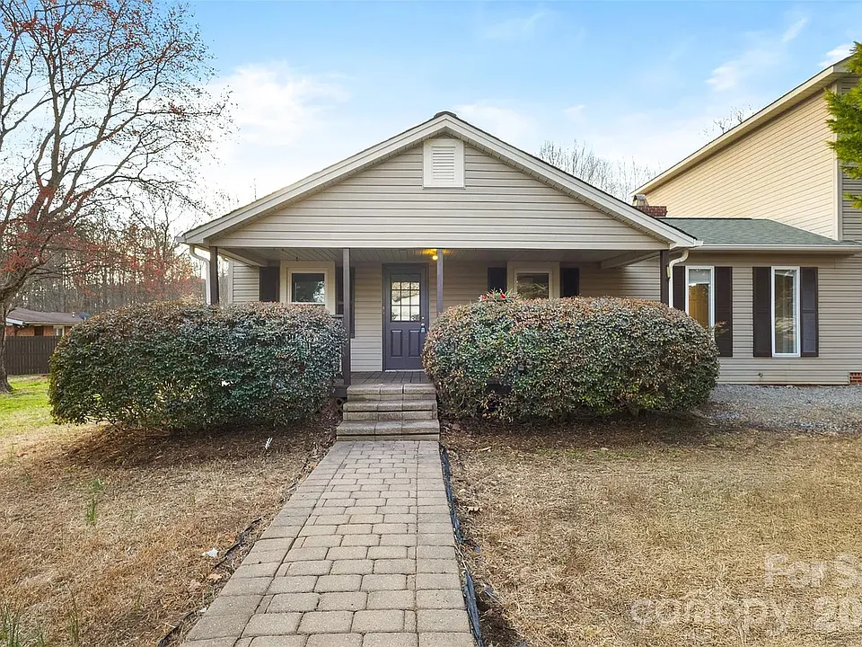 1751 Robert Martin Rd
