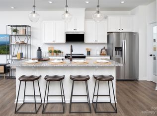 1312 Bigelow St, Charlotte, NC 28269