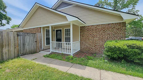 9511 Raven Dr Photo 1