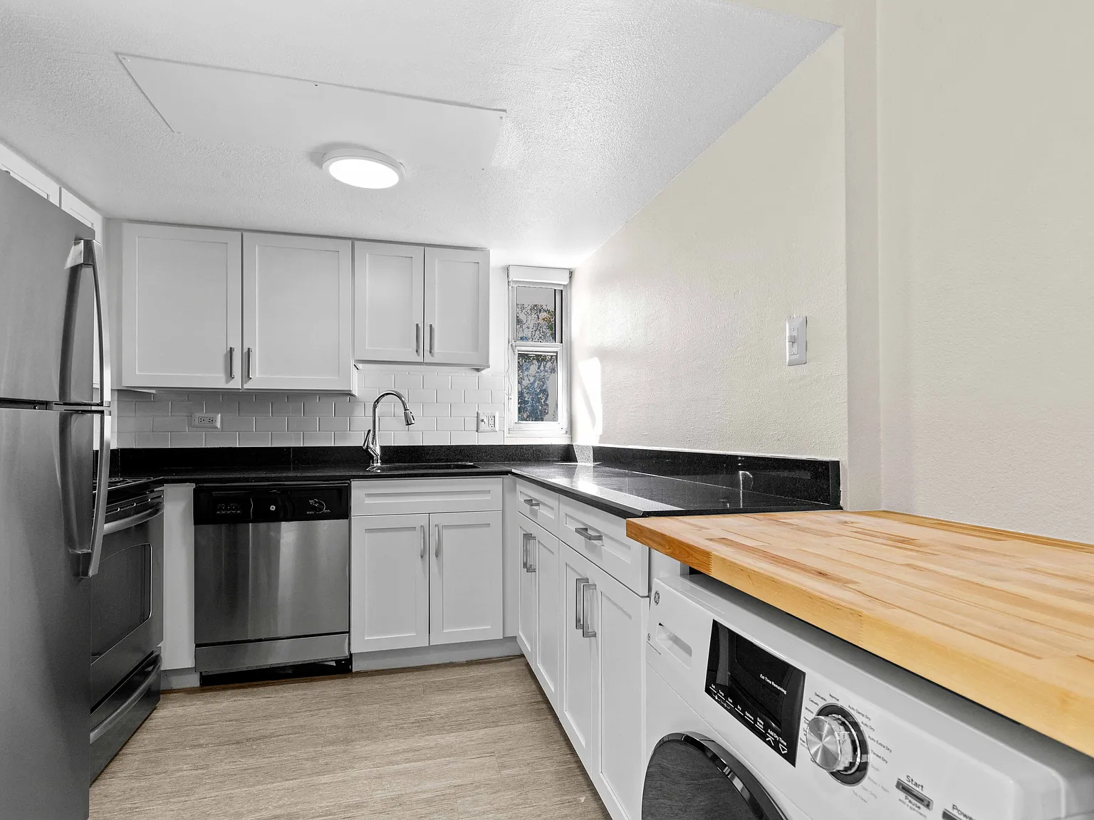 NUVO — Photo 3