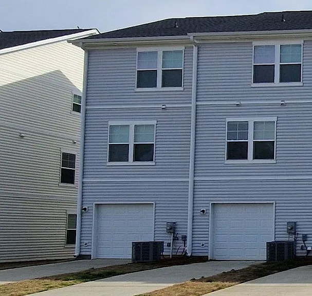 225 Kennerly Ave #F — Photo 16