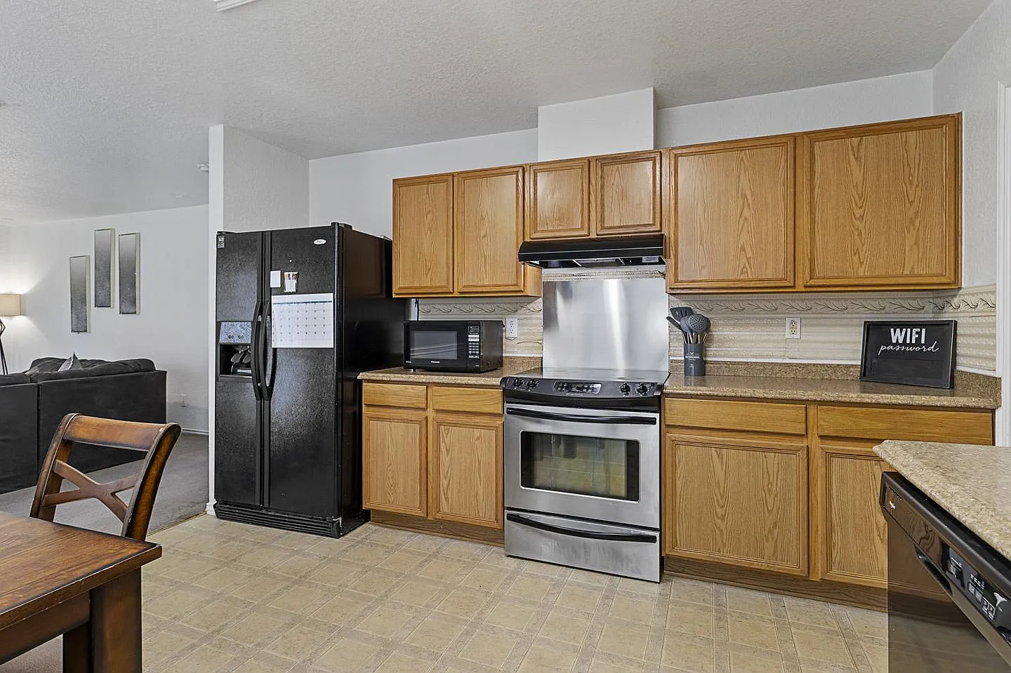 Private Room available in San Antonio | Great location & amenities — Photo 3