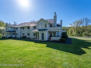 10 Tiger Maple Ln, Saugerties, NY 12477