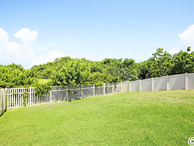 5018 Inshore Landing Dr — Photo 30