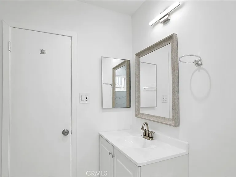 13018 Valleyheart Dr #8 — Photo 7