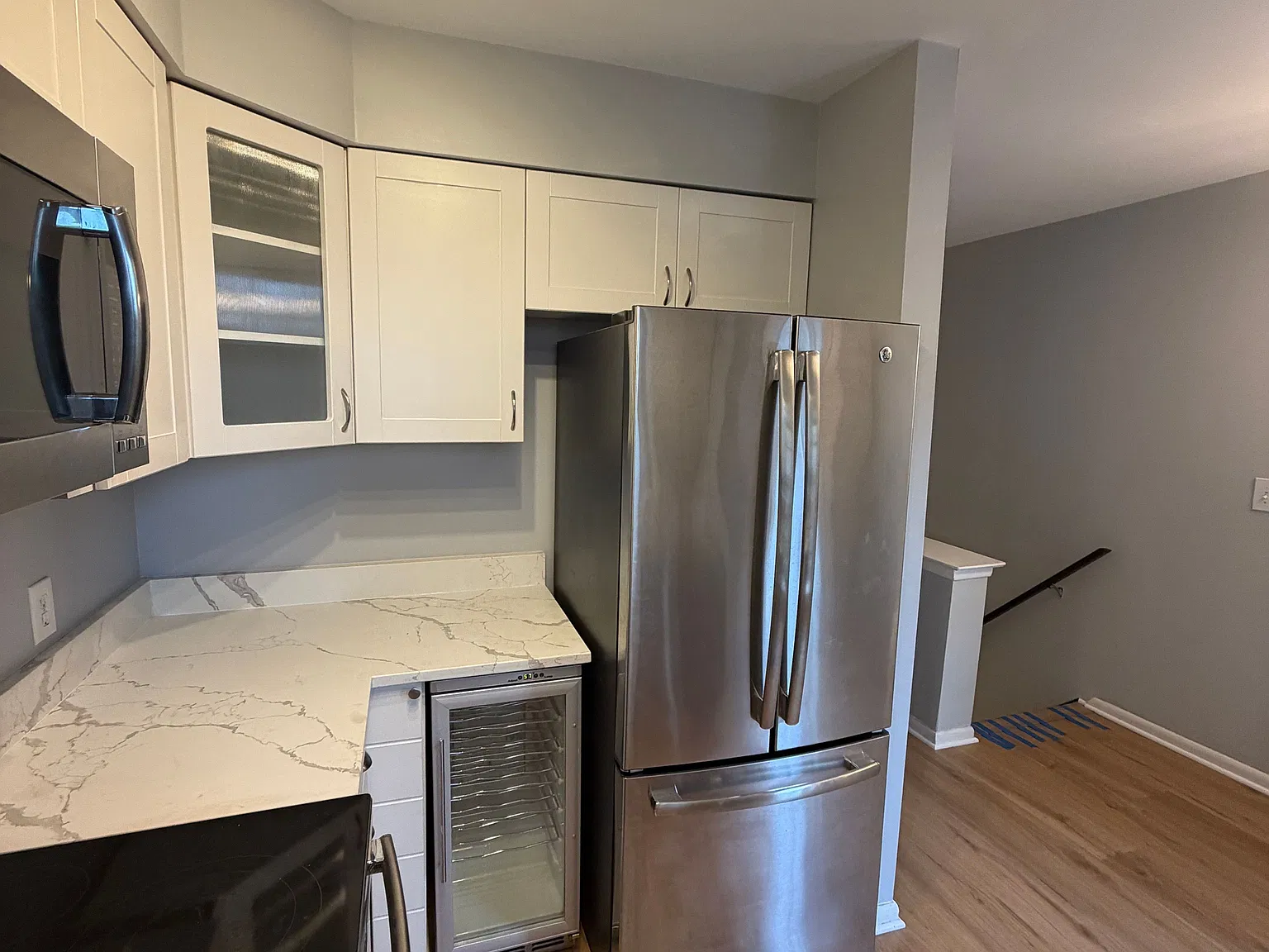 2 bed, 1.0 bath, 800 sqft, $2,300 — Photo 2