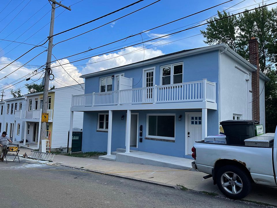 1st image of 100 E Cedar St