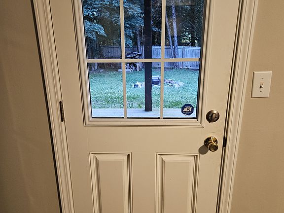 5th image of 254 Adams Lake Dr #2