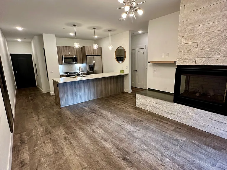 930 Blue River Pkwy #511 — Photo 1