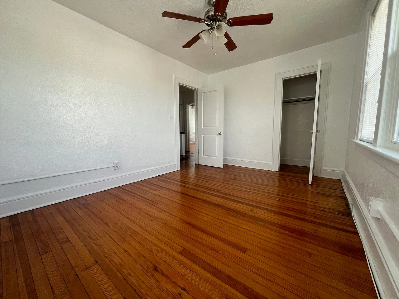 2 bed, $2,350 — Photo 3