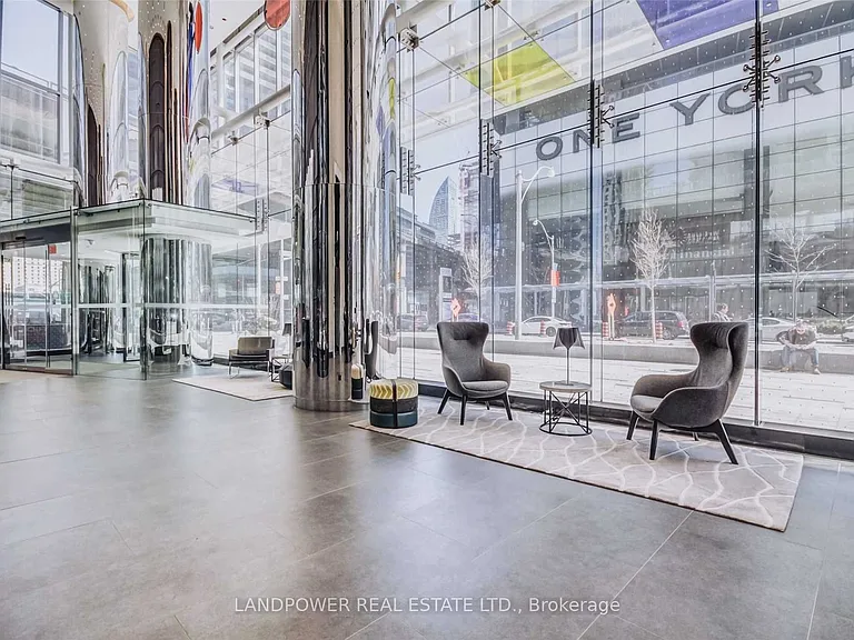 10 York St #3802 — Photo 6