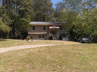 150 Eastview Dr, Taylorsville, GA 30178