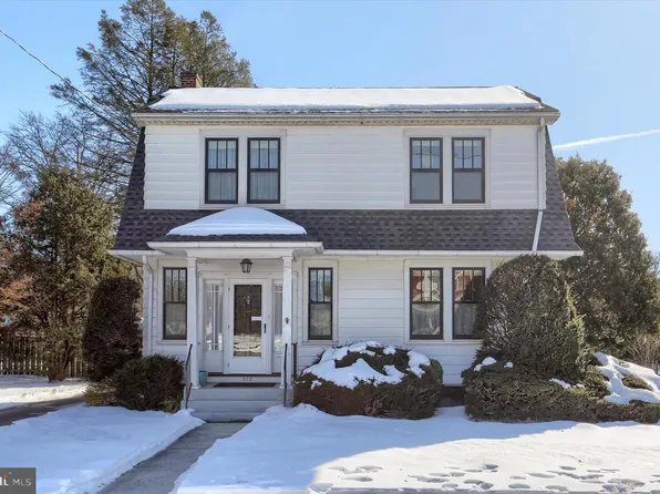 612 16th St, New Cumberland, PA 17070