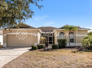 205 39th St NE, Bradenton, FL 34208