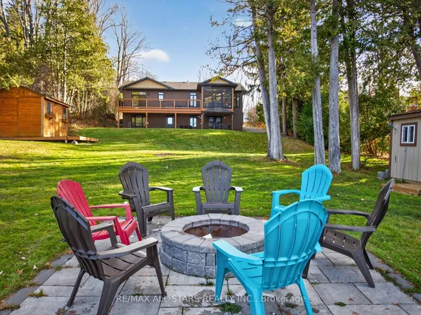 38 Pheasant St, Kawartha Lakes, ON K0L 2W0