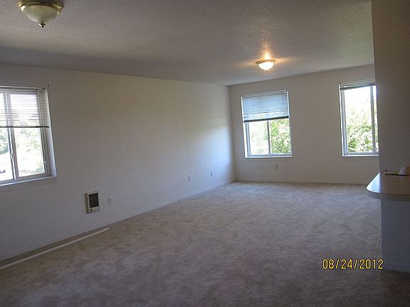 5th image of 17101 NE Fourth Plain Blvd