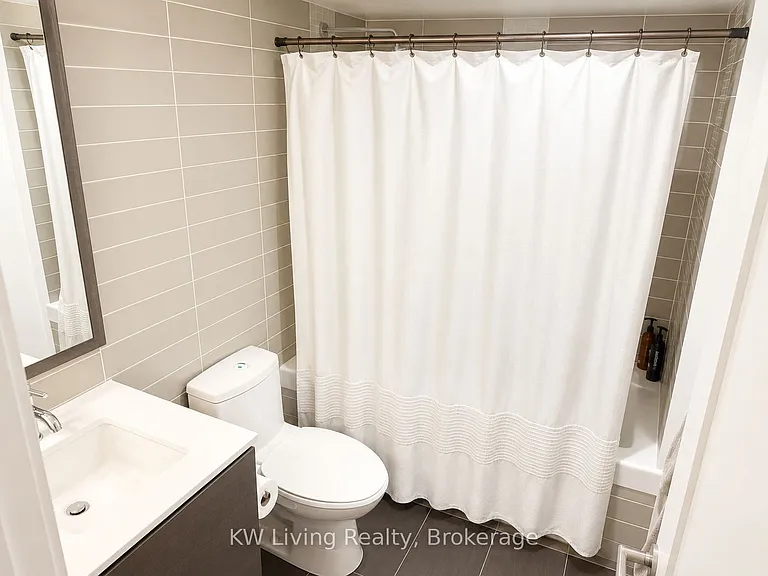 55 Front St E #307 — Photo 7