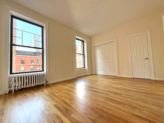 2nd image of 53 W 72nd St APT 6G