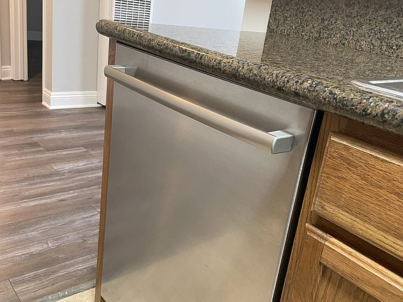 5th image of 4224 Florida St APT 2