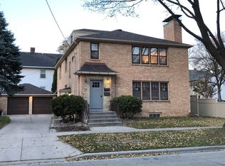 1202 Erin St #2, Madison, WI 53715