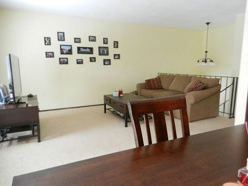 3rd image of 12234 Oak Leaf Cir