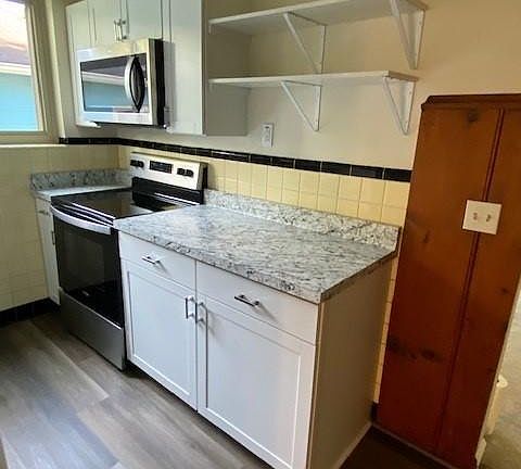 2nd image of 37 Euclid Ave APT 2