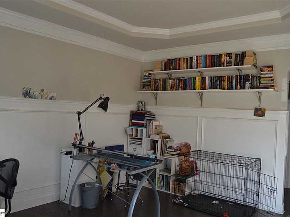 3rd image of 22 Heydon Hall Ct
