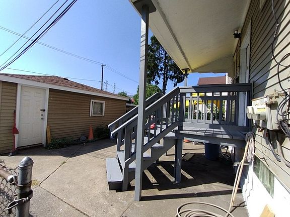 5th image of 10034 S Avenue M