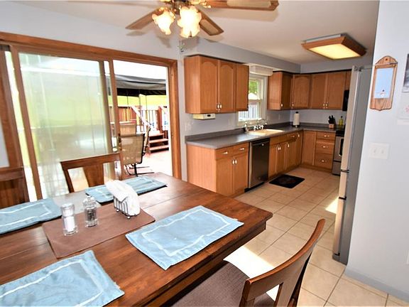 4th image of 207 Briarwood Ln