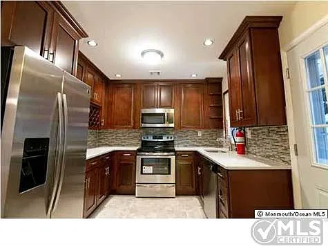 1241A Hamilton Ct photo 1