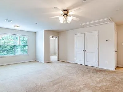 7933 Hannah St — Photo 12