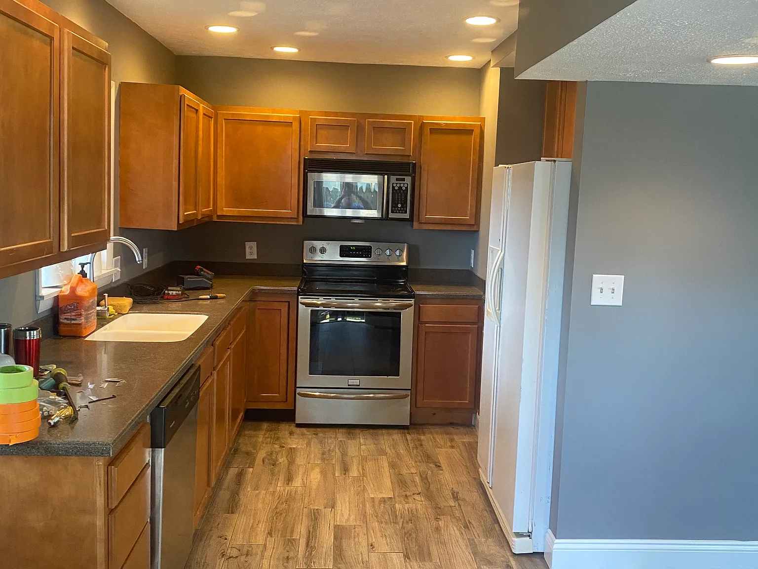 3 bed, 1200 sqft, $1,800 — Photo 3