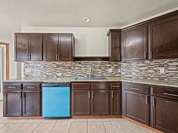 5th image of 3705 Beal Ave