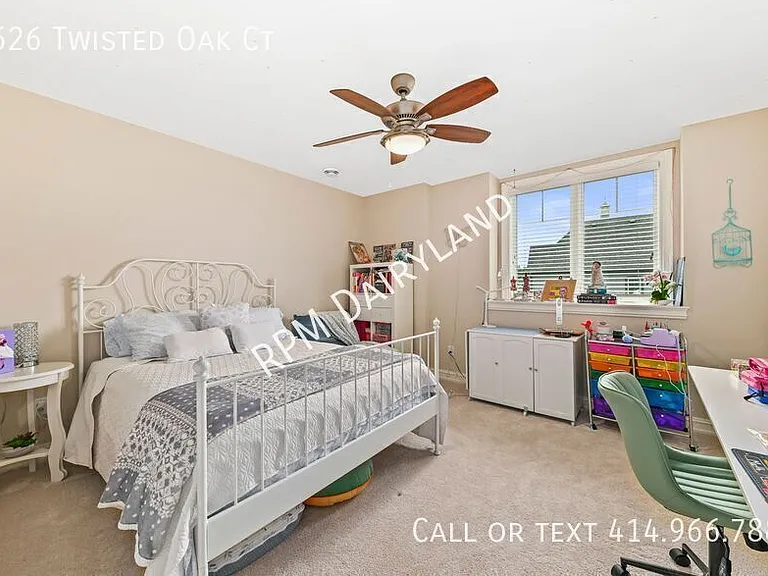 1626 Twisted Oak Ct — Photo 37