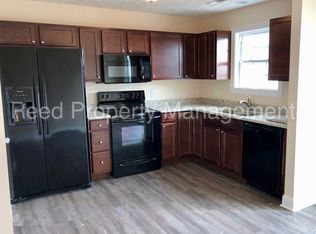 740 Twisted Oak Dr, Christiansburg, VA 24073