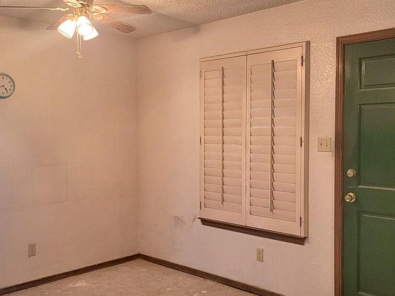 3rd image of 8639 Chinchilla Ln