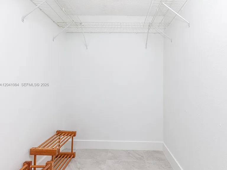 2513 San Remo Cir #2513 — Photo 19