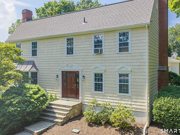 4th image of 100 Sherley Place