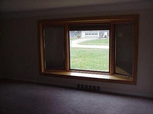 3rd image of 6919 Highland Dr