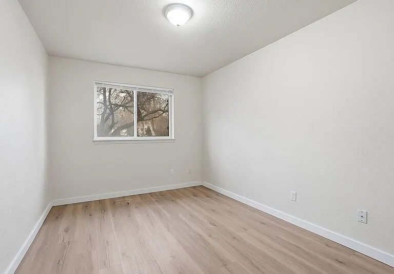 3446 W Lilac Ct #C — Photo 8