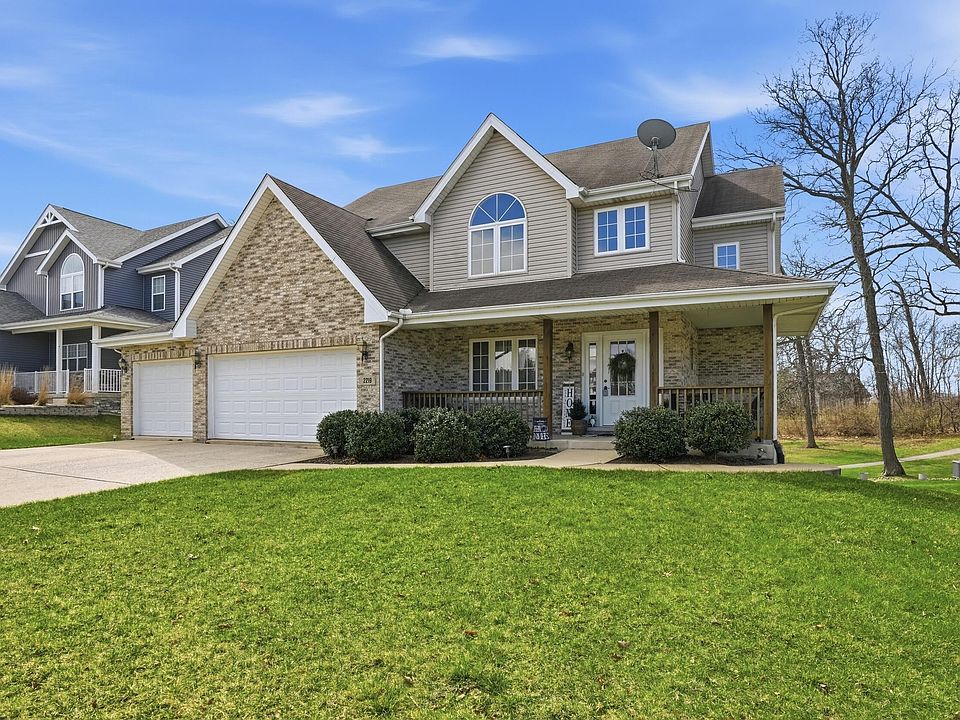1st image of 2219 Forest View Ln