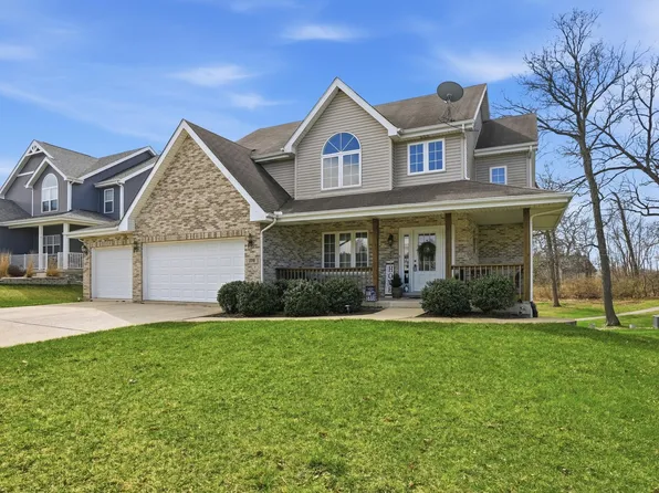 2219 Forest View Ln, Lowell, IN 46356