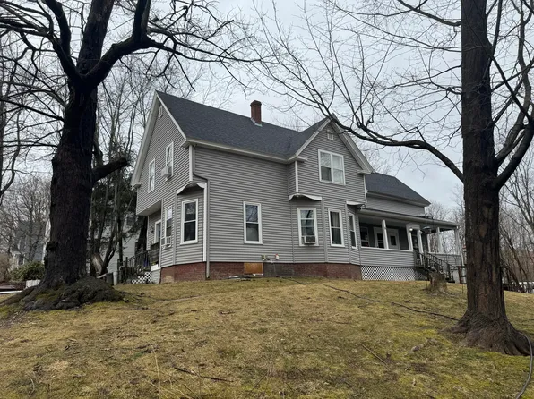 96 Western Avenue, Auburn, ME 04210