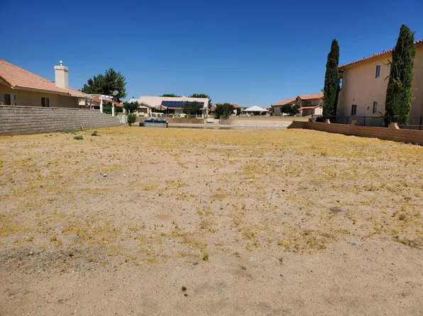 26812 Corona Dr, Helendale, CA 92342