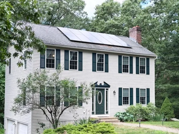 46 Brookside Ave, Webster, MA 01570